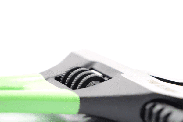 6'' STUBBY ADJUSTABLE WRENCH W/ 1.5'' JAW OPENING